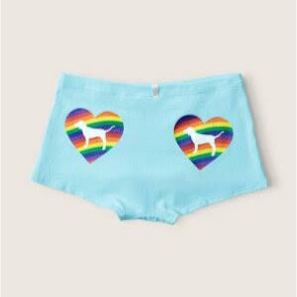 ‼️NWT‼️Victorias Secret PINK Light Blue Shorts Rainbow Heart Design Medium